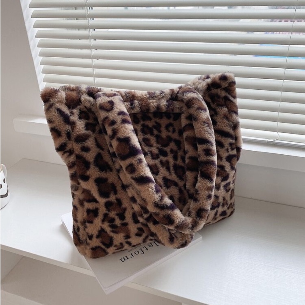 Leapord Tote Bag